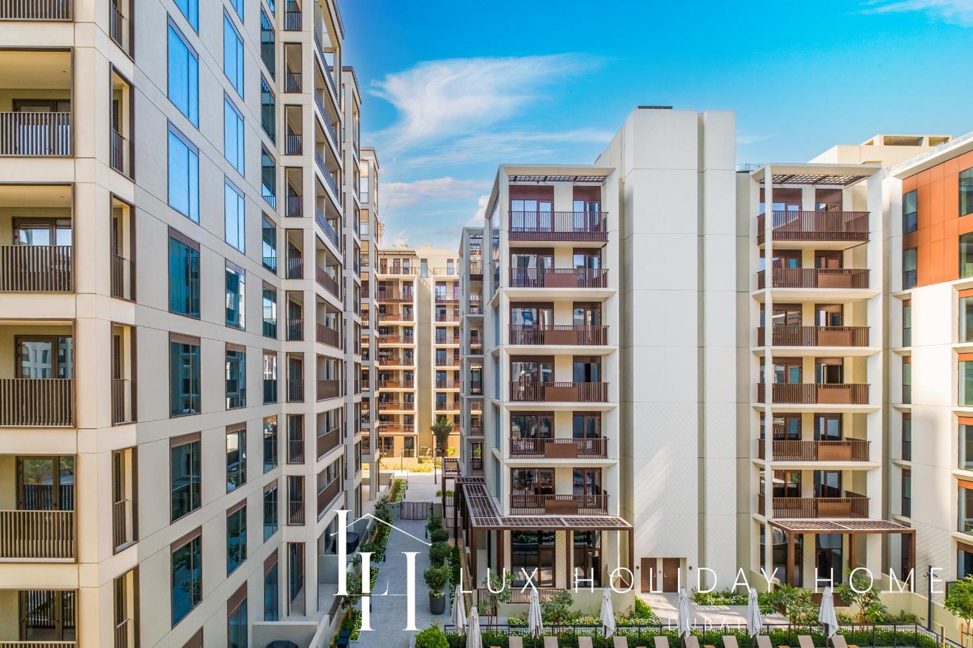 Lux The Creek Dubai
