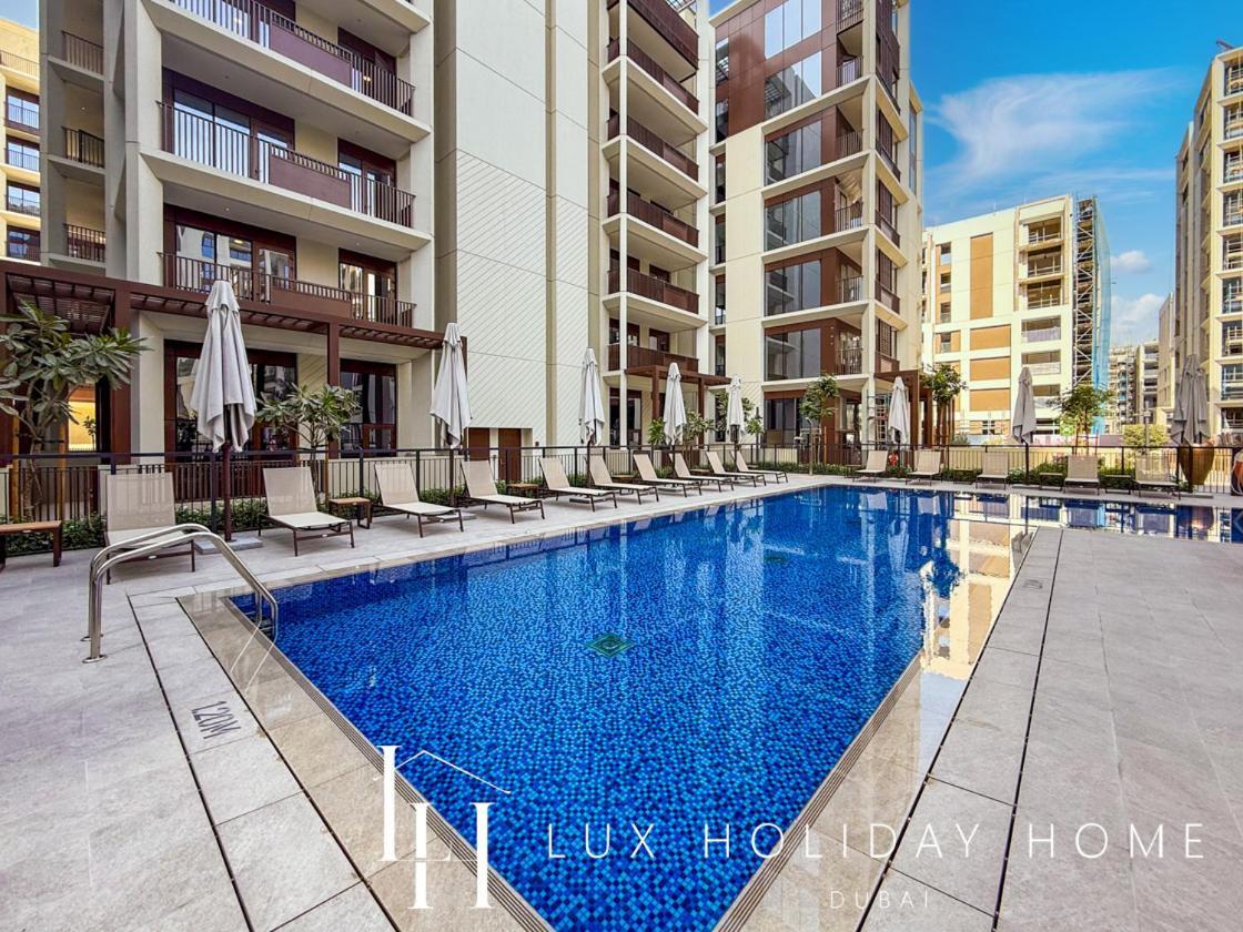 Lux The Creek Dubai